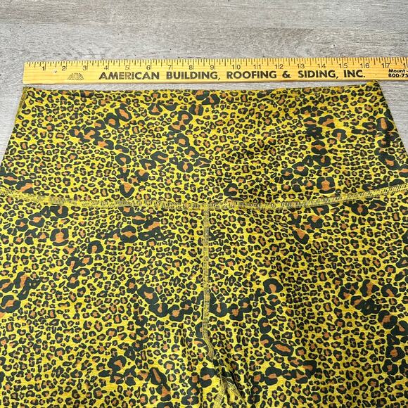 Beyond Yoga Animal Cheetah Print High Waisted Midi Leggings Size 2X - Picture 10 of 14